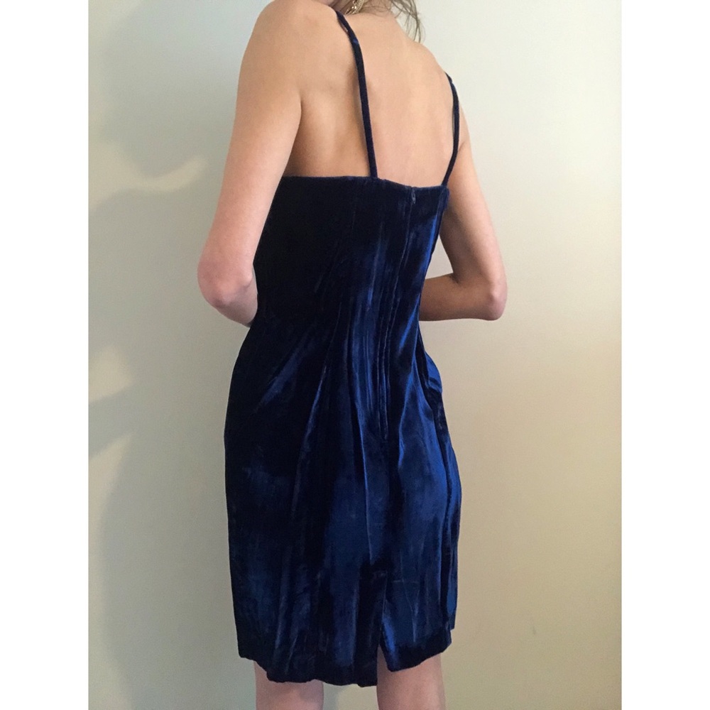 Vintage union made navy velvet dress - Picture 2 of 8